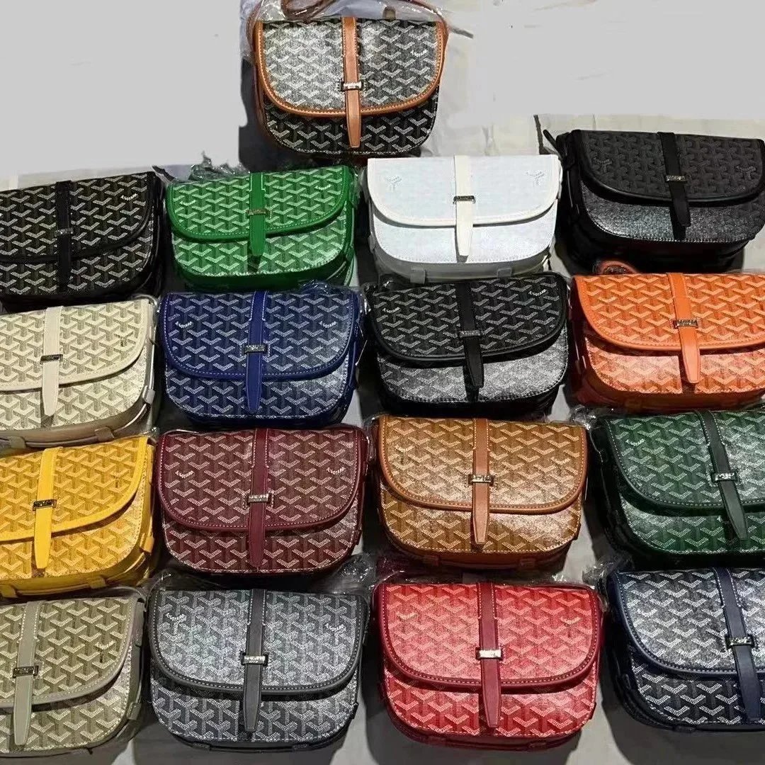 Classic small square shoulder bag